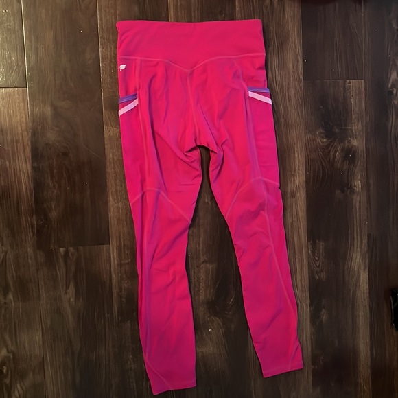 Fabletics leggings - Picture 3 of 3